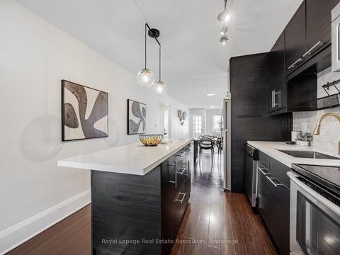 Photo 11 at 5 Little Boulevard, Belgravia, Toronto