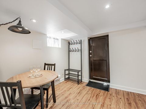 Photo 17 at 5 Little Boulevard, Belgravia, Toronto