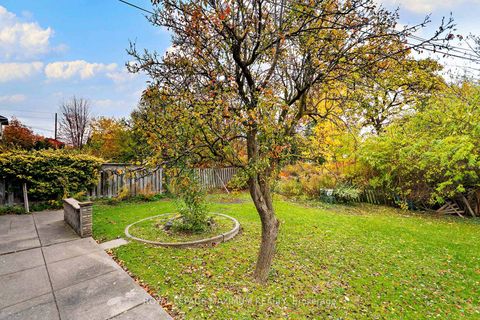 Photo 29 at 27 King Georges Drive, Greenbrook, Toronto