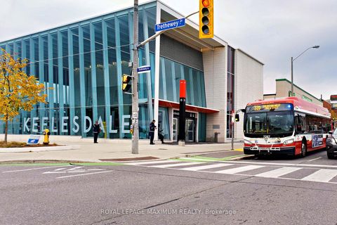 Photo 32 at 27 King Georges Drive, Greenbrook, Toronto