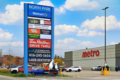 Photo 33 at 27 King Georges Drive, Greenbrook, Toronto