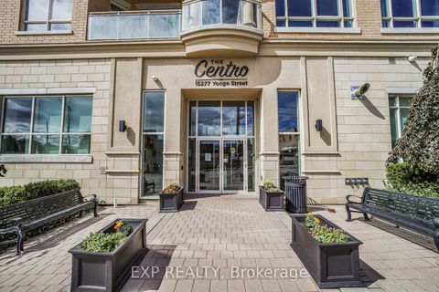 Photo 1 at 602A - 15277 Yonge Street, Aurora Village, Aurora