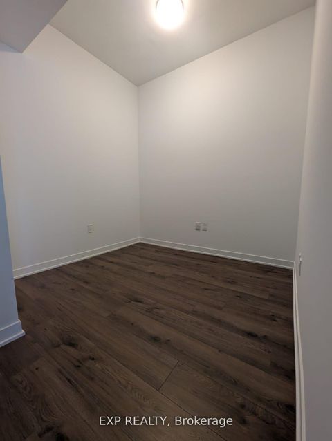 Photo 8 at 525 - 395 Dundas Street W, GO Glenorchy, Oakville