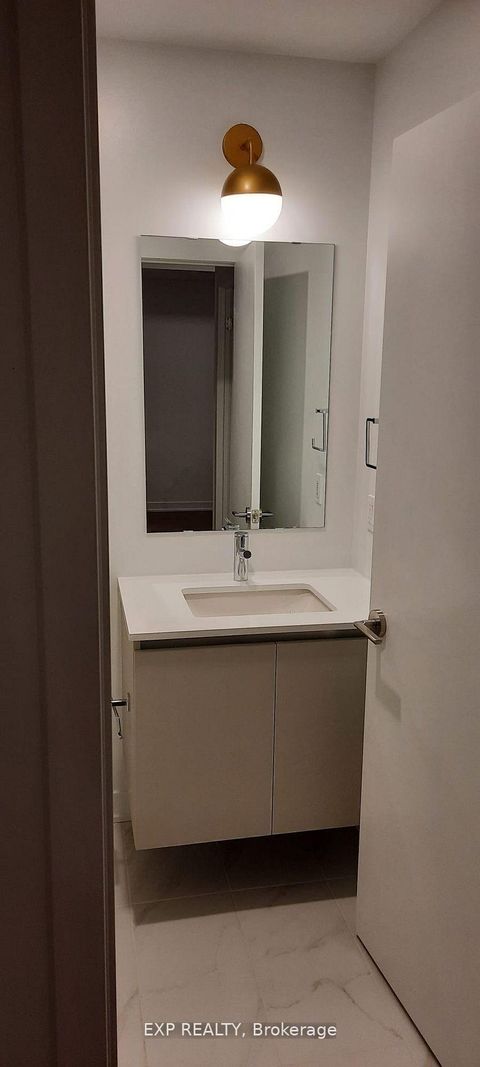 Photo 10 at 525 - 395 Dundas Street W, GO Glenorchy, Oakville