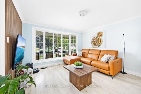 Photo 5 at 168 Kingslake Road, Don Valley Village, Toronto