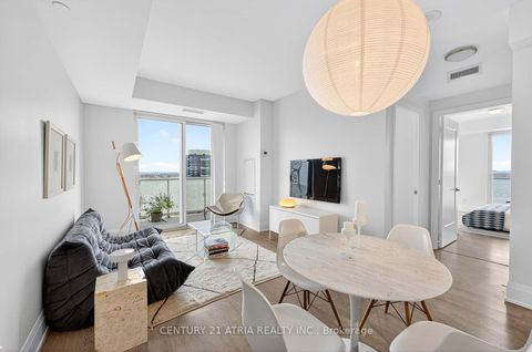 Photo 4 at 2915 - 101 Erskine Avenue, Mount Pleasant West, Toronto