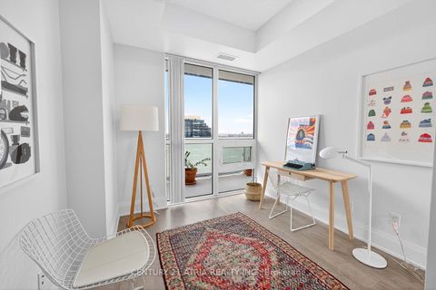 Photo 19 at 2915 - 101 Erskine Avenue, Mount Pleasant West, Toronto