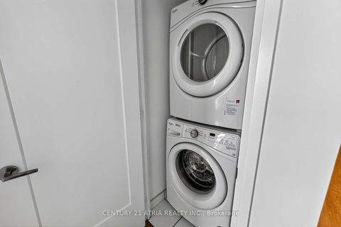 Photo 22 at 2915 - 101 Erskine Avenue, Mount Pleasant West, Toronto