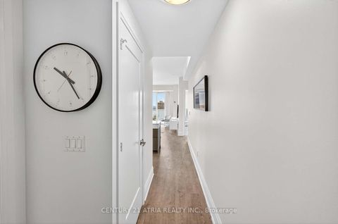 Photo 24 at 2915 - 101 Erskine Avenue, Mount Pleasant West, Toronto