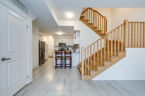 Photo 4 at 4 - 624 Rexdale Boulevard, Clairville, Toronto