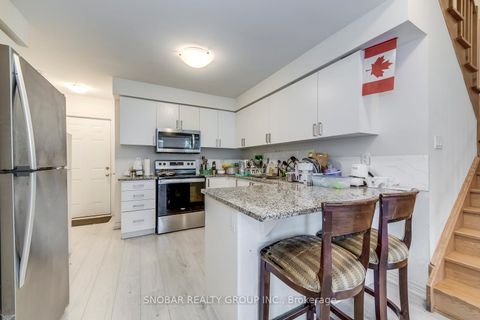 Photo 6 at 4 - 624 Rexdale Boulevard, Clairville, Toronto