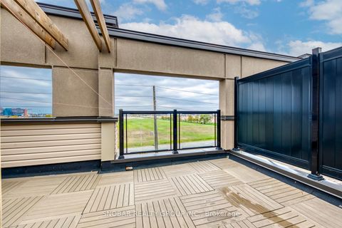 Photo 15 at 4 - 624 Rexdale Boulevard, Clairville, Toronto