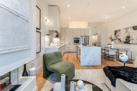 Photo 18 at 604 Ridelle Avenue, Belgravia, Toronto