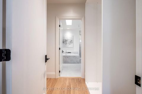 Photo 24 at 604 Ridelle Avenue, Belgravia, Toronto