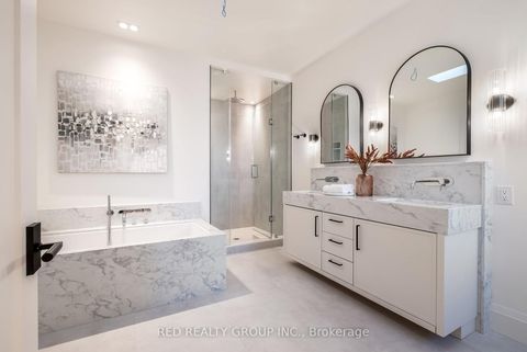 Photo 25 at 604 Ridelle Avenue, Belgravia, Toronto