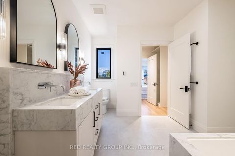 Photo 26 at 604 Ridelle Avenue, Belgravia, Toronto