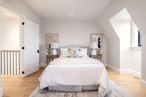 Photo 28 at 604 Ridelle Avenue, Belgravia, Toronto