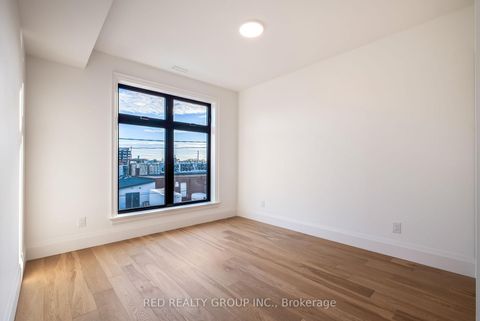 Photo 34 at 604 Ridelle Avenue, Belgravia, Toronto