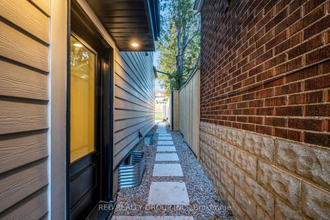 Photo 47 at 604 Ridelle Avenue, Belgravia, Toronto