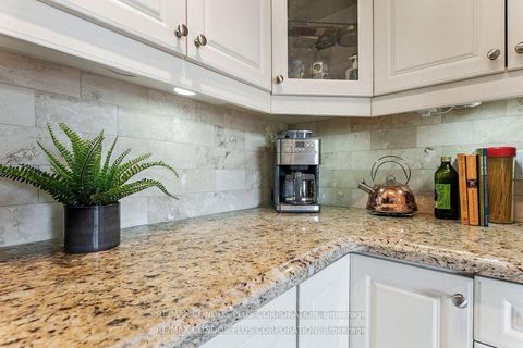 Photo 18 at 409 - 71 Jonesville Crescent, Don Mills, Toronto