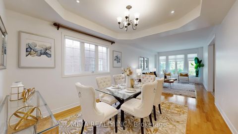 Photo 3 at 188 Willis Drive, Aurora Highlands, Aurora