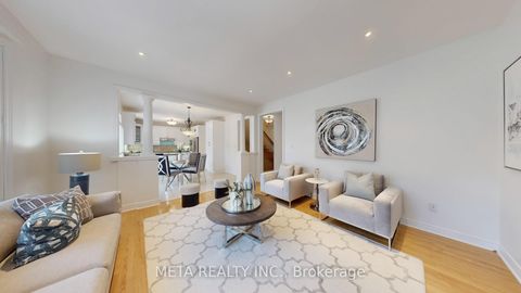 Photo 5 at 188 Willis Drive, Aurora Highlands, Aurora