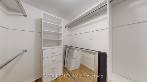 Photo 18 at 188 Willis Drive, Aurora Highlands, Aurora