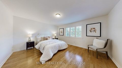 Photo 21 at 188 Willis Drive, Aurora Highlands, Aurora