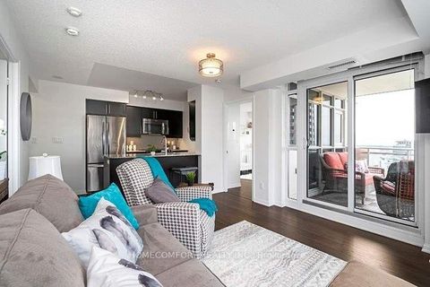 Photo 9 at 2041 - 38 Grand Magazine Street, Niagara, Toronto