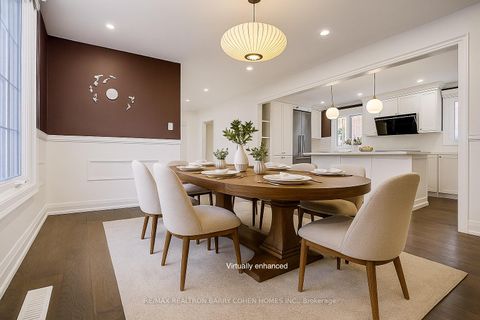 Photo 11 at 11 Elkpath Avenue, Windfields, Toronto