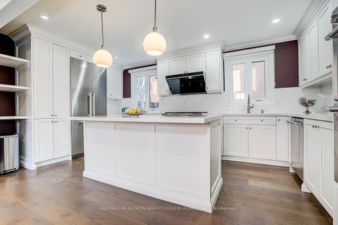 Photo 16 at 11 Elkpath Avenue, Windfields, Toronto