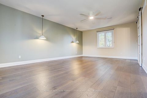 Photo 25 at 11 Elkpath Avenue, Windfields, Toronto