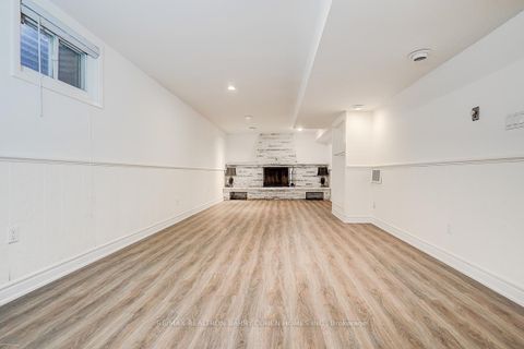 Photo 37 at 11 Elkpath Avenue, Windfields, Toronto