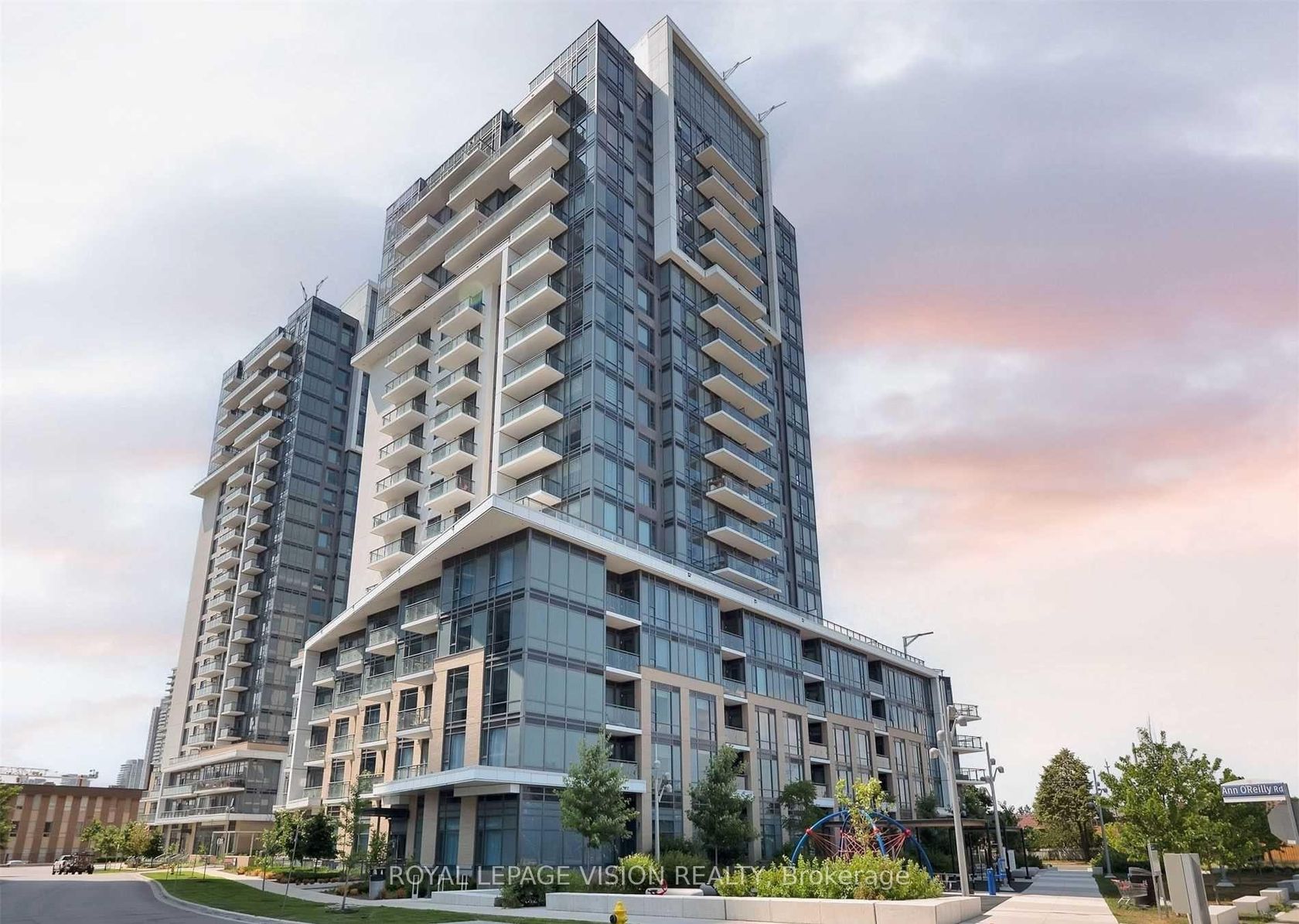 858 - 60 Ann O'Reilly Road, Henry Farm, Toronto 