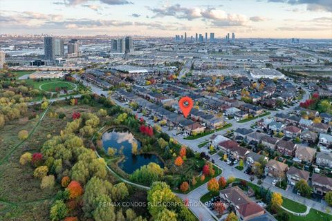 Photo 3 at 289 Deepsprings Crescent, Vellore Village, Vaughan