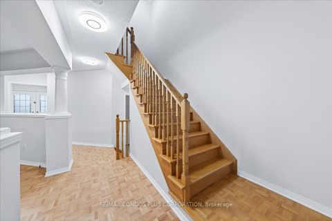 Photo 16 at 289 Deepsprings Crescent, Vellore Village, Vaughan