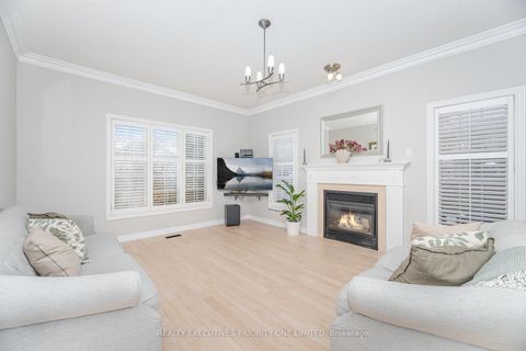 Photo 16 at 56 Regency View Heights, Rural Vaughan, Vaughan