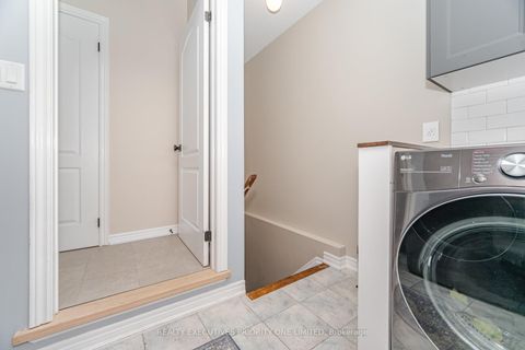 Photo 21 at 56 Regency View Heights, Rural Vaughan, Vaughan