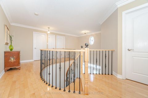 Photo 23 at 56 Regency View Heights, Rural Vaughan, Vaughan