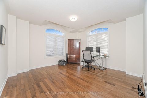 Photo 33 at 56 Regency View Heights, Rural Vaughan, Vaughan