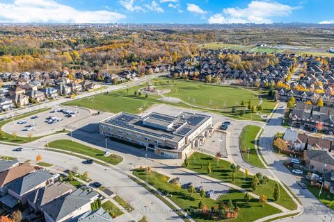 Photo 41 at 56 Regency View Heights, Rural Vaughan, Vaughan