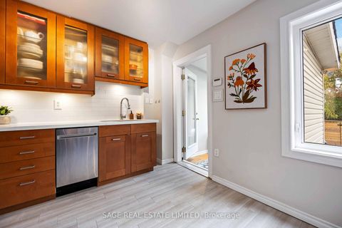 Photo 23 at 552 Victoria Park Avenue, Danforth, Toronto