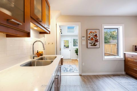 Photo 28 at 552 Victoria Park Avenue, Danforth, Toronto