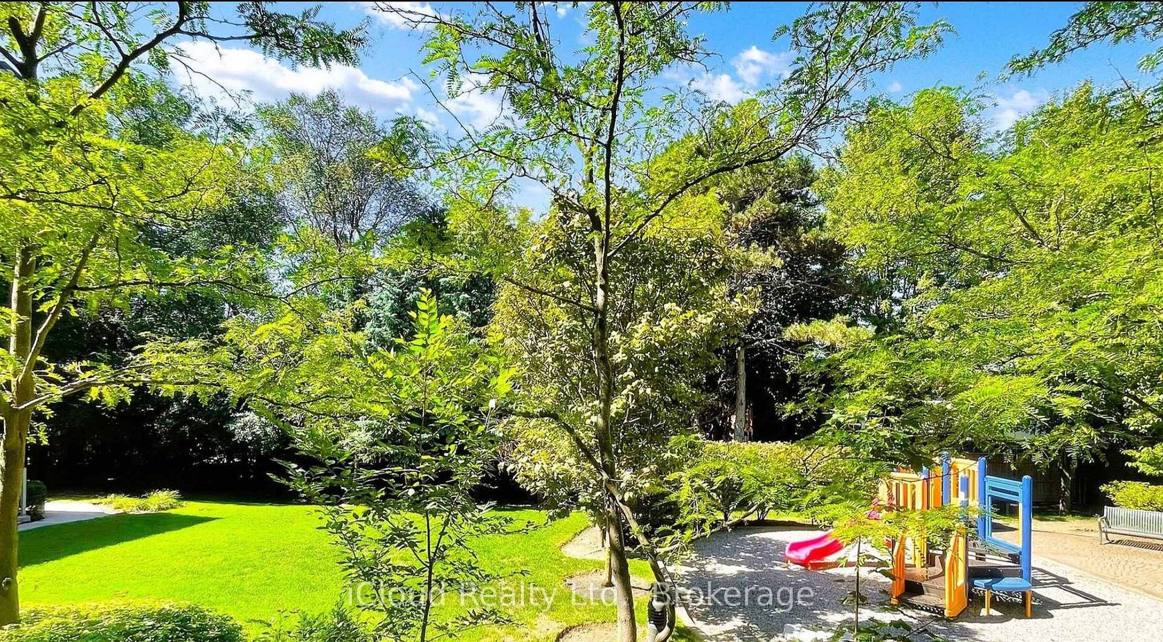 11 - 285 Antibes Drive, Branson, Toronto 