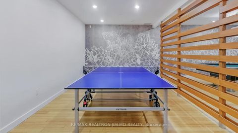 Photo 22 at 822 - 21 Iceboat Terrace, Waterfront Communities C1, Toronto