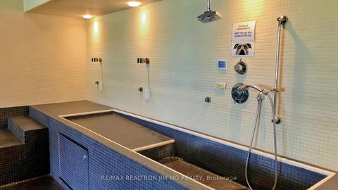 Photo 26 at 822 - 21 Iceboat Terrace, Waterfront Communities C1, Toronto