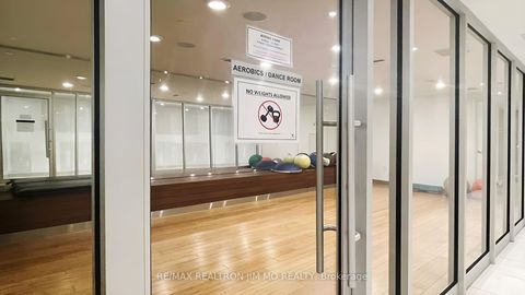 Photo 34 at 822 - 21 Iceboat Terrace, Waterfront Communities C1, Toronto