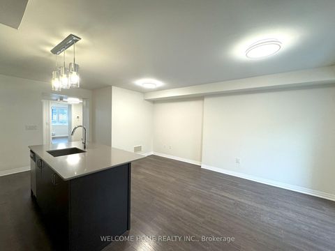 Photo 4 at 5 - 159 William Duncan Road, CFB, Toronto