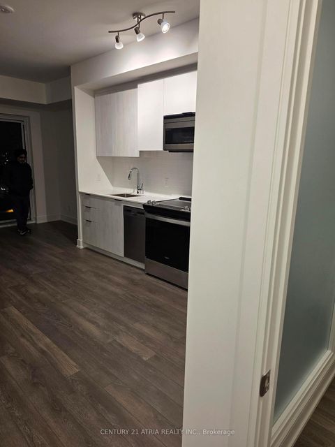 Photo 3 at 1015 - 1350 Ellesmere Road N, Bendale, Toronto