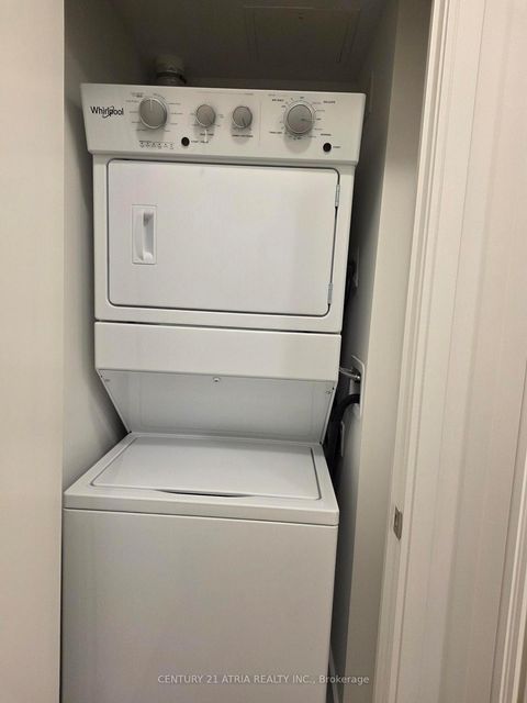 Photo 8 at 1015 - 1350 Ellesmere Road N, Bendale, Toronto